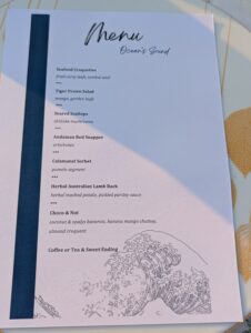 Ocean's Soundと題されたDining Beyondのコースメニューカード